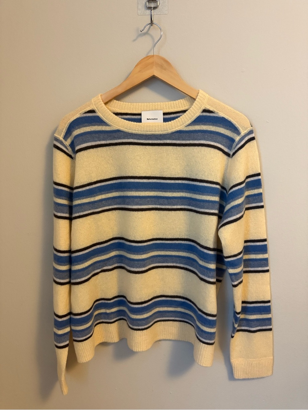 Reformation Boyfriend Cashmere Sweater -Parmesan Multi Stripe- Size S - Picture 4 of 8